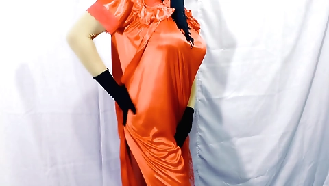 Stunning indian woman is filmed in her stepfamily's apartment