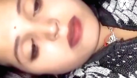 Hindi stepsister gives me a nice handjob and fucks me