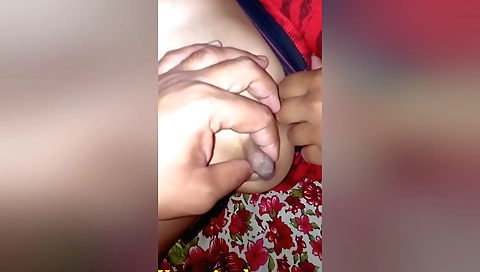 Wife gets fucked in front of a webcam on a hd video