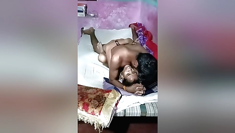 Indian hibhi sex with young boy with amateur hd vid