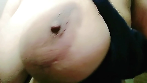 Indian amateur beauty is playing with her cunt and tits