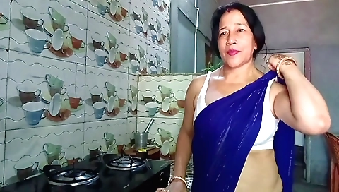 Pinki gives her husband the first cock in her tight vagina