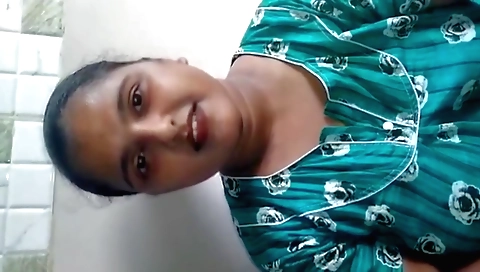 Indian brunette gets fucked in the backyard on cam