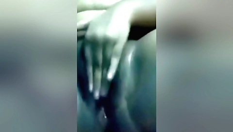 Indian solo film with a naked chick that takes a shower