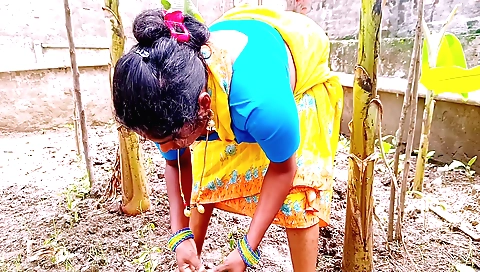 Mature brunette in the backyard fucks in the doggy style pov