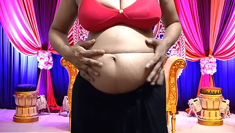 Amateur big tits solo fuck scene with a gorgeous bitch