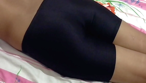 Sexy desi bhabhi deep anal anal scene in homemade clip