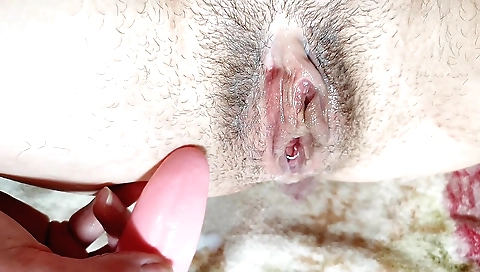 Indian girl with natural tits gets fucked in her cunt