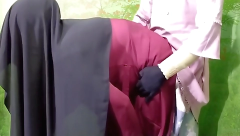 Indian porn show shows a girl with a nice body getting fucked