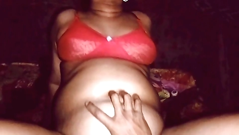 Indian babe gets fucked in her mouth and in her pussy