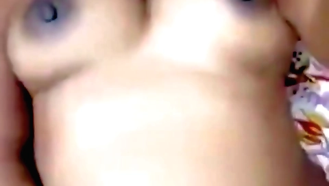 Sexy brunette 18+ fucks herself in solo webcam clip