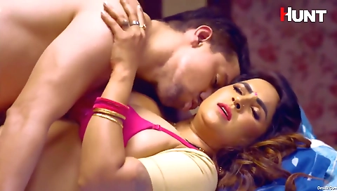 Big ass milf 1 in hd shows her amazing body and tits