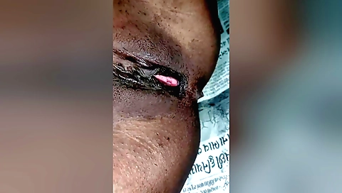 Indian babe with natural curves has her pussy hairy