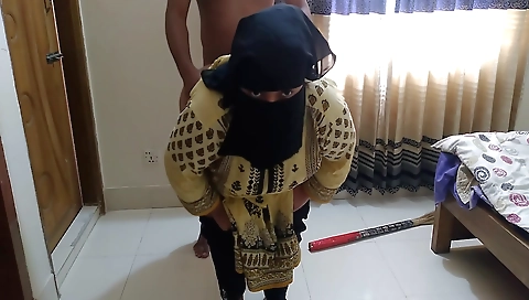 Indian teen stepsister fucked by stepson in the kitchen