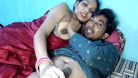 Amateur indian teen is having a dildo in her mouth