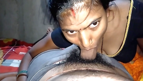 Mature indian bhabhi receives a deep throat from her boyfriend