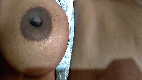 Indian bhabhi with big tits and sexy body in homemade