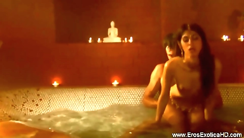 Brunette with a sexy body gets off with a creampie