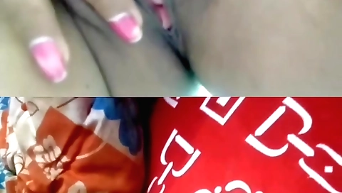 Indian big tits brunette cam in solo amateur video