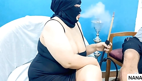 Sexy amateur milf with a big ass and a big dick in hd sex video