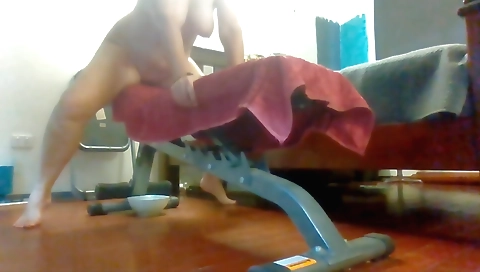 Brunette babe fucks and rides her man in amateur porn