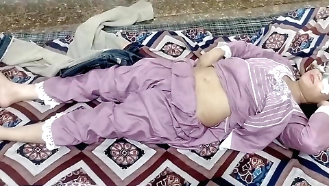 College Girl Hostel Me Jakar Paise Dekar Jabar Dasti Pela