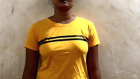 Indian sex scene in various poses in amateur video