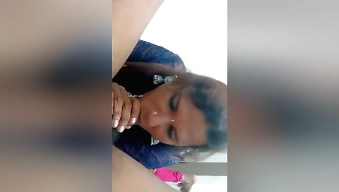 Indian girl sucks her dick after a small ass engagement
