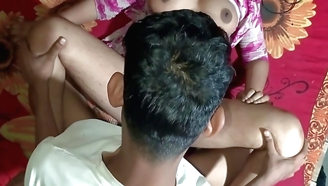 Indian bhabi gets fucked by a large dick in a fist