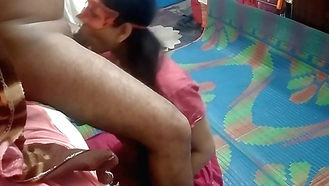 Indian brunette fucked and cum on her face in amateur video