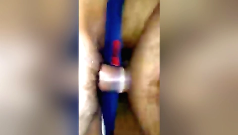 Indian bhabhi shows off her body and takes huge cock