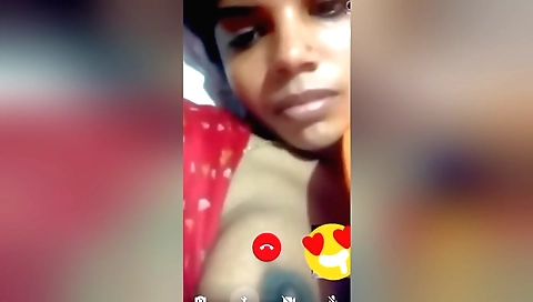 Today Exclusive- Telugu Bhabhi Showing Her Boobs On Video Call