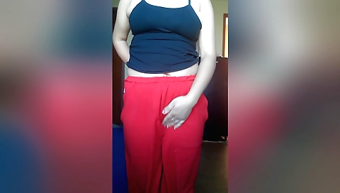 Blonde naked girl with a hot lingerie on amateur porn