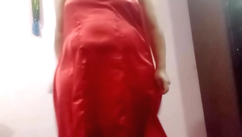 Indian chick shows off her ass and pussy on webcam