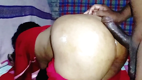 Amateur stepbrother and his stepsister fuck in the bedroom