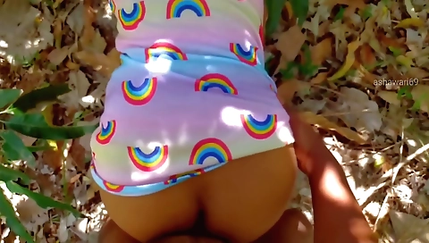 Brunette fucked in the jungle in homemade outdoor porn