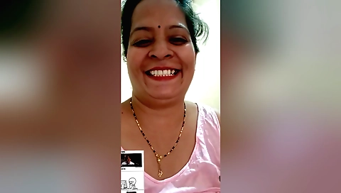 Today Exclusive- Horny Desi Bhabhi Showing Her Boobs And Wet Pussy 3